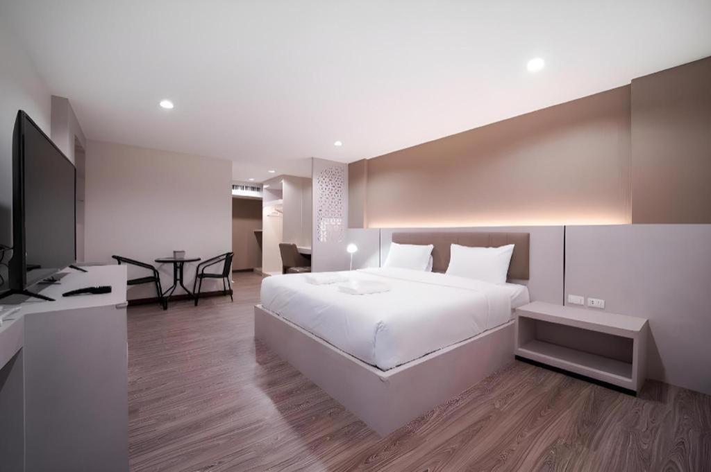 The Y House Otel Chiang Mai Dış mekan fotoğraf
